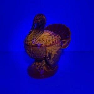 Vintage 1960's L.E. Smith Ruby Red Amberina Covered Turkey Dish - Picture 1 of 7