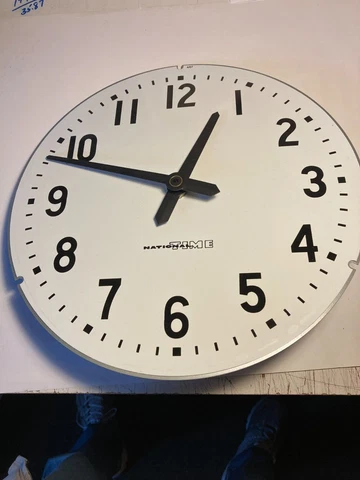 NATIONAL TIME SCHOOL CLOCK MOTOR, HANDS, 13" Dial Pan, 24V AC,FR 2 RD-2WS-03 Cover