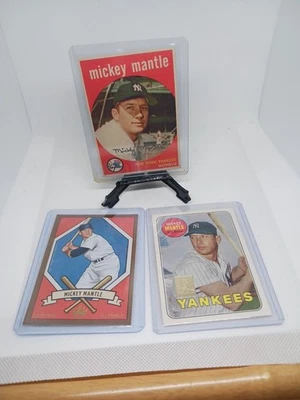 Lote de 3 cartas conmemorativas de Mickey Mantle 1996 2019 Panini bonito Foto 1 de 4
