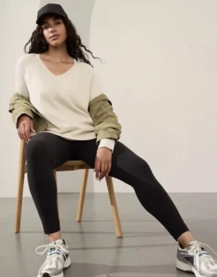 Suéter ATHLETA Hanover Refinado Cuello en V Nuevo con Etiquetas - 3X Hueso #882541 Foto 1 de 4