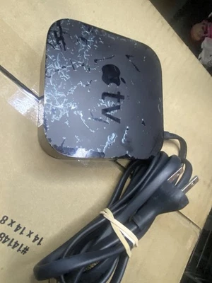 Apple TV 4K 1ª Generación A1842 con Cable de Alimentación Sin Control Remoto Probado y Funciona Foto 1 de 4