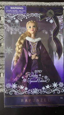 Disney Store RAPUNZEL 2021 Vacaciones Edición Especial Muñeca Navidad Enredada Nueva en Caja Foto 1 de 4