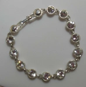 Avon silberfarben klar Strass Gliederarmband 7,5" - Bild 1 von 3