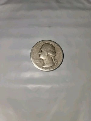 1948 D Mint Mark Uncirculated Silver Rare Quarter  Missing Claws - Image 1 of 2