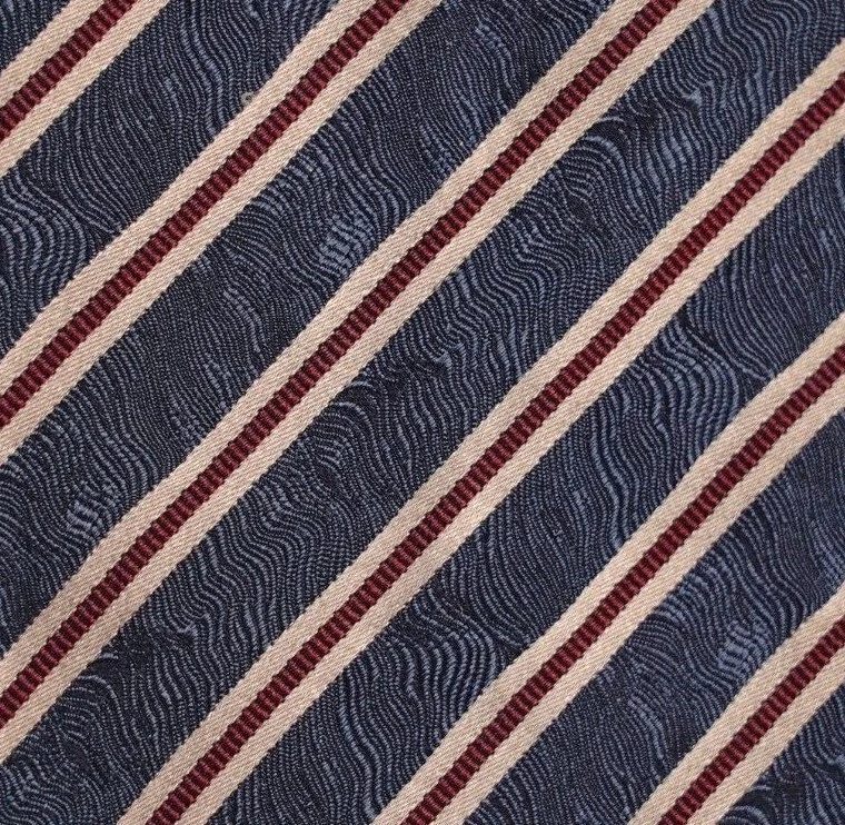 Corbata GIANFRANCO FERRÉ Cuello Rayas Hecha en Italia Gris 100% Seda Foto 1 de 4