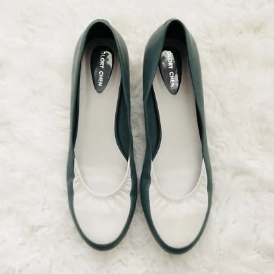 Кожаные зеленые белые туфли на плоской подошве GLORY CHEN размер 9  - Изображение 1 из 4