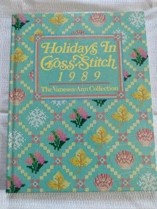 HOLIDAYS IN CROSS STITCH 1989 - Picture 1 of 7