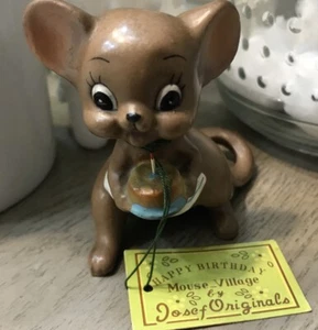 Vintage Josef Originals Mouse Figurine with Happy Birthday Cake w/ Label - Picture 1 of 6
