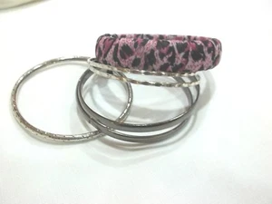 NEW BEAUTIFUL SILVER TONE WITH PURPLE & BLACK BANGLES BRACELET. - VERY NICE - Picture 1 of 2