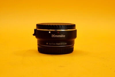 Adaptador Commlite EF para EOS M - Imagem 1 de 3