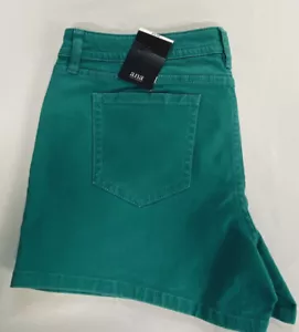 ana Womens Green Shorts 5 Pocket NWT Size 31/12 - Picture 1 of 7