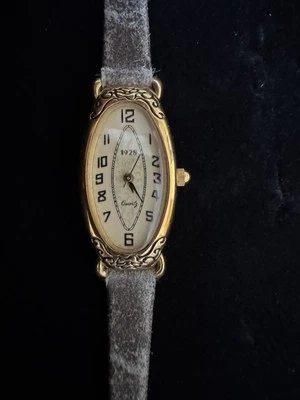 1928 Quartz Watch - Image 1 of 4