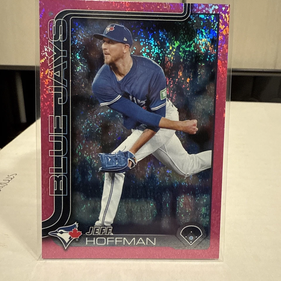 Jeff Hoffman US9 Rosa Holo Lámina Topps Actualización Serie 2025 Toronto Blue Jays Foto 1 de 4