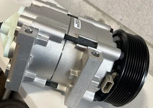 Motorcraft Compressor HU2J-19D629-KA For selected Ford vehicles. - Picture 1 of 5