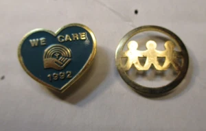 Pasadores de solapa de corazón y manos United Way de colección - Imagen 1 de 3