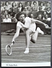 OSBORNE DU PONT, MARGARET 1947 WIMBLEDON FINAL ORIGINAL TENNIS PRESS PHOTOGRAPH