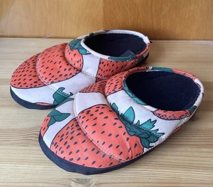 Pantofole BAGGU donna taglia S/M fragola nylon/poliestere punta tonda puffy rare - Foto 1 di 10