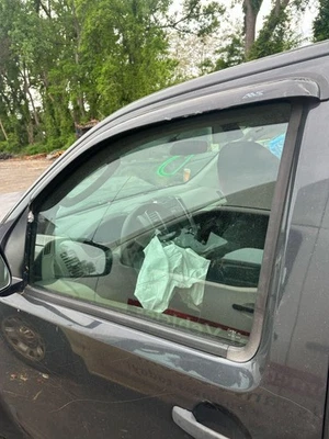 Puerta delantera ventana cristal conductor izquierdo nissan frontier 2005-2021 Foto 1 de 2