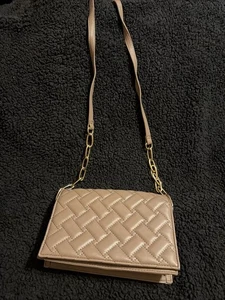 FOREVER 21 Pequeño Marrón Cartera Bolso Bandolera con Cadena Dorada Polivinilo - Imagen 1 de 7