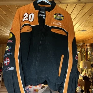20 - Tony Stewart Wildleder Lederjacke XL Official NASCAR Wilsons Leder Reißverschluss - Bild 1 von 8