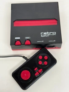 Retro-Bit NES Entertainment System mit einem Controller und Kabeln - Bild 1 von 13
