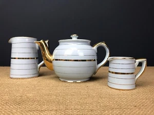 VINTAGE SADLER ENGLISH POTTERY BABY BLUE & GOLD BANDED TEAPOT TEA POT & JUGS - Picture 1 of 8