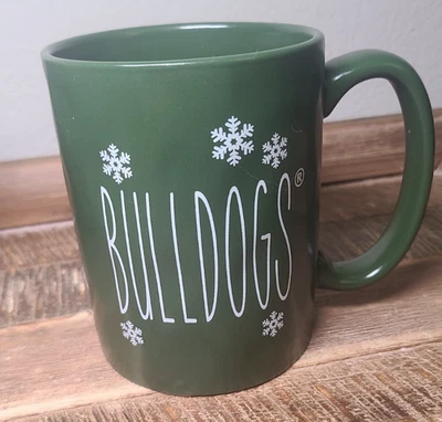 NWOT The Memory Company Georgia Bulldogs Green Snowflake 18 oz Coffee Cup Mug - Image 1 of 4