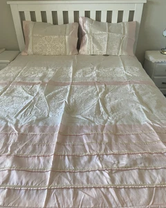 Doona Cover Queen Bed Pink & White With Felt Flowers And 2 Matching Pillowcases - Picture 1 of 4