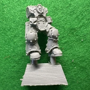 Warhammer 40k Space Marines Resin Body Legs Part Rapier Crew Games Workshop 🟢 - Picture 1 of 3
