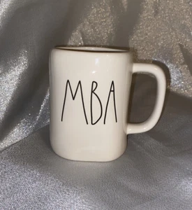 Neu RAE DUNN Elfenbein Artisan Collection LL "MBA" Tasse von Magenta - Bild 1 von 2