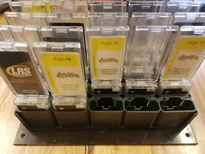 LRS Pager Modelo R9500 No Secuencial con Base de Carga Juego de 22, Anunciante - Imagen 1 de 3