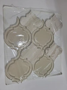 Cocina y baño de vidrio y piedra con salpicadero de piedra ES - Imagen 1 de 4