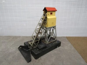 VINTAGE LIONEL COAL ELEVATOR 97 O GAUGE LOADER PARTS or RESTORATION - Picture 1 of 10