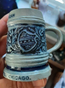 MINI TAZA DE GRES CHICAGO ILLINOIS NORTEAMERICANA BLANCA ENVÍO GRATUITO - Imagen 1 de 6
