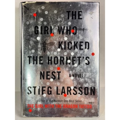 The Girl Who Kicked the Hornets Nest First US Edition Stieg Larsson Novel Book Foto 1 de 4