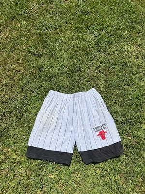 Pantalones Cortos Chicago Bulls Starter Negros con Rayas Blancas Para Hombre Talla L De Colección Años 90 Foto 1 de 4
