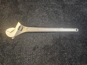 Crescent 24" Adjustable Tapered Handle Wrench Alloy Steel Chrome Finish - Picture 1 of 10