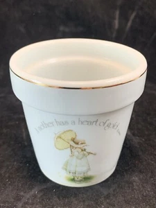 Vintage Ceramic World Wide Arts Holly Hobbie Flower Pot Mother's Heart of Gold - Picture 1 of 9