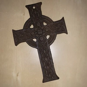 Vtg Rustic Ornate Celtic Cross Wall Hanging Decor Cast Iron Rust Patina Gallery - Picture 1 of 19