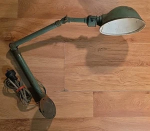 Vintage Industrial Articulating Lamp bench mount - Picture 1 of 7