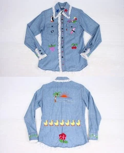 Vintage 70s Hand Embroidered Levi's Blue Chambray Button Up Shirt Lace Trim S/M - Picture 1 of 16