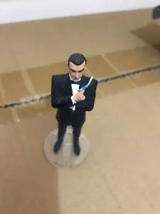 James Bond Connery Corgi Icon James Bond Figure F04011 Boxed VGC - Picture 1 of 2