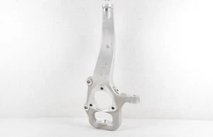 2016-2021 Jeep Grand Cherokee Durango Right Spindle Steering Knuckle 04877712AC - Picture 1 of 6
