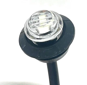 1x Weiß Positionsleuchte Begrenzungsleuchte 12V-24V Universal Anhänge - Bild 1 von 5