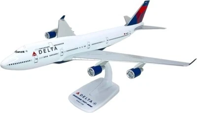 Flight Miniatures Delta Airlines Boeing 747-400 1:200 Scale Model Airplane - Image 1 of 4