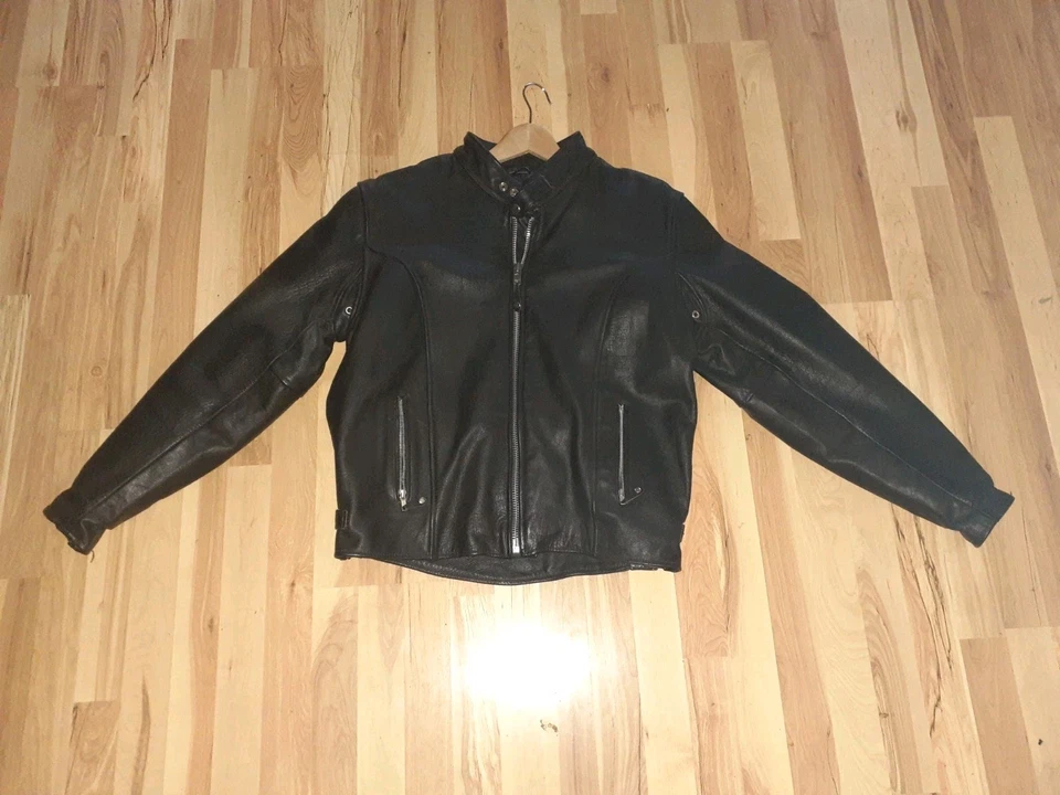 Rara PRIMERA Chaqueta de Motociclista de Cuero Genuino para Hombre Talla L Aislante Pesada Perfecta Foto 1 de 4