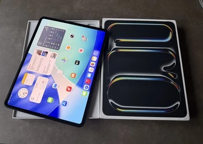 MINT Apple iPad Pro 13-inch M4 (2024) 256GB WiFi+ Cellular(Unlocked)Space Grey. - Image 1 of 4