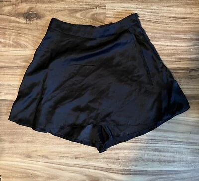 Mustard Seed Satin Dress Shorts Women’s Size Medium - Image 1 of 4