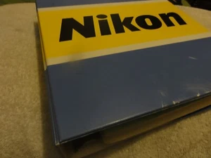 RARO NIKON COMPANY BINDER INFORMACIÓN DE VENTAS CATÁLOGO DE PRODUCTOS OFTALMOLOGÍA OPTESTER + - Imagen 1 de 9