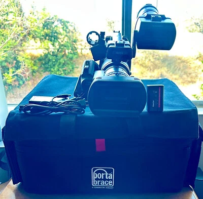 Sony PMW-EX3 16GB XDCAMEX HD  Semi Shoulder Mount Professional Camcorder - Image 1 of 4